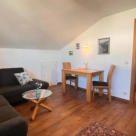 Ferienwohnung Junger Apartmán *